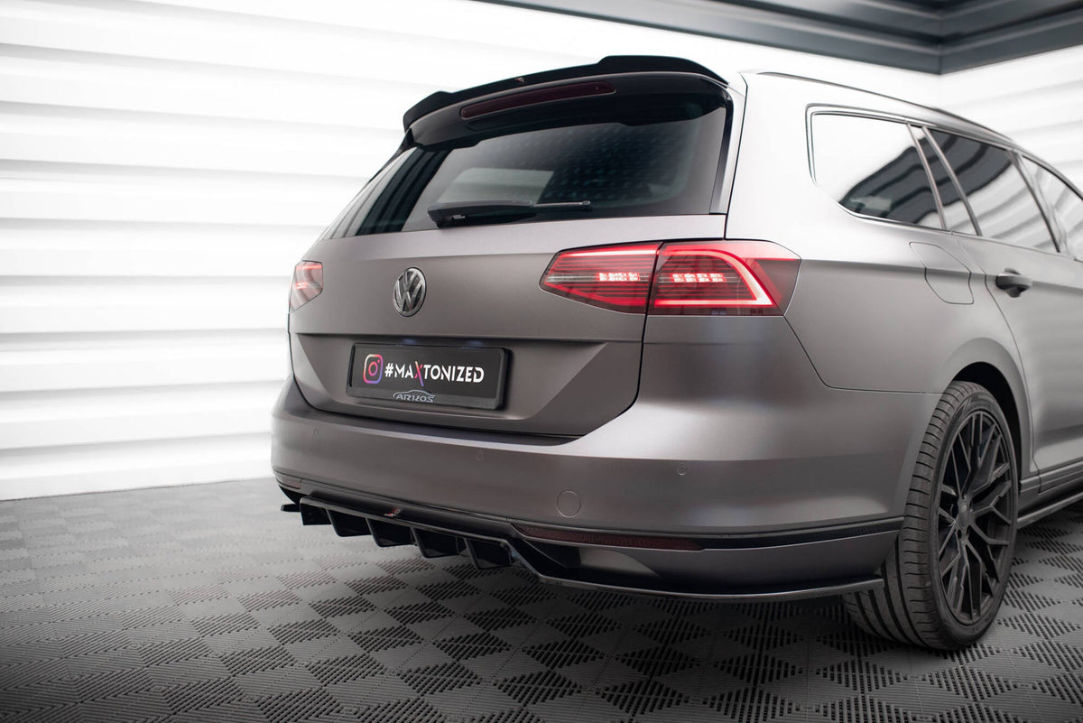 Splitter trasero (con barras verticales) para Volkswagen Passat Sedan / Variant B8