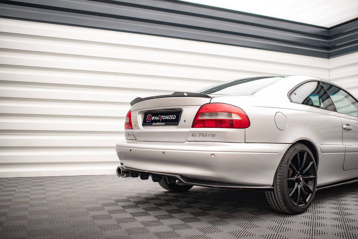 Splitter trasero (con barras verticales) para Volvo C70 Mk1