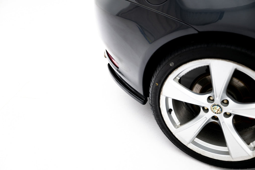 Splitters laterales traseros para Alfa Romeo GT