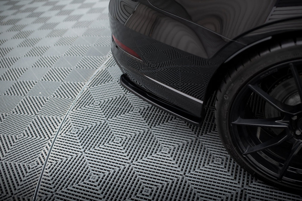 Splitters laterales traseros para Audi RS3 Sedan 8V Facelift