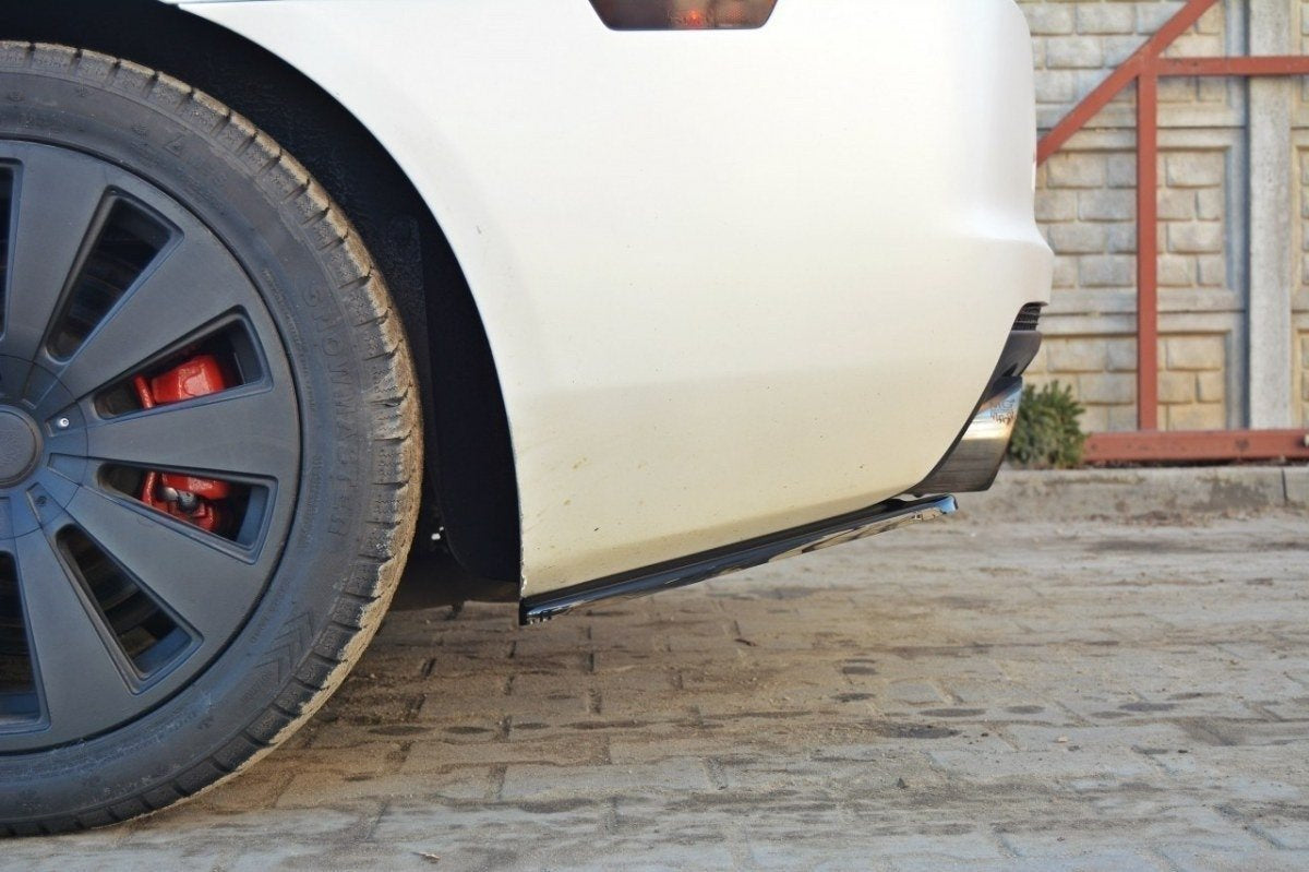 Splitters laterales traseros para Chevrolet Camaro SS / Standard Mk5