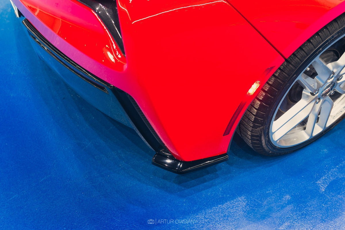 Splitters laterales traseros para Chevrolet Corvette Stingray C7