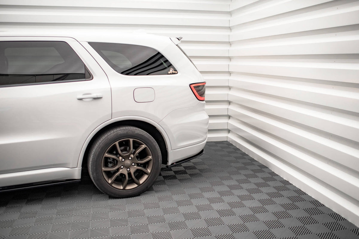 Splitters laterales traseros para Dodge Durango RT Mk3