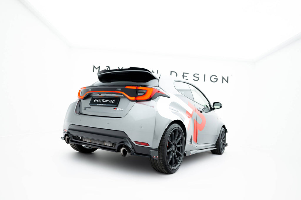 Splitters laterales traseros V.1 + flaps para Toyota GR Yaris Mk4 Facelift