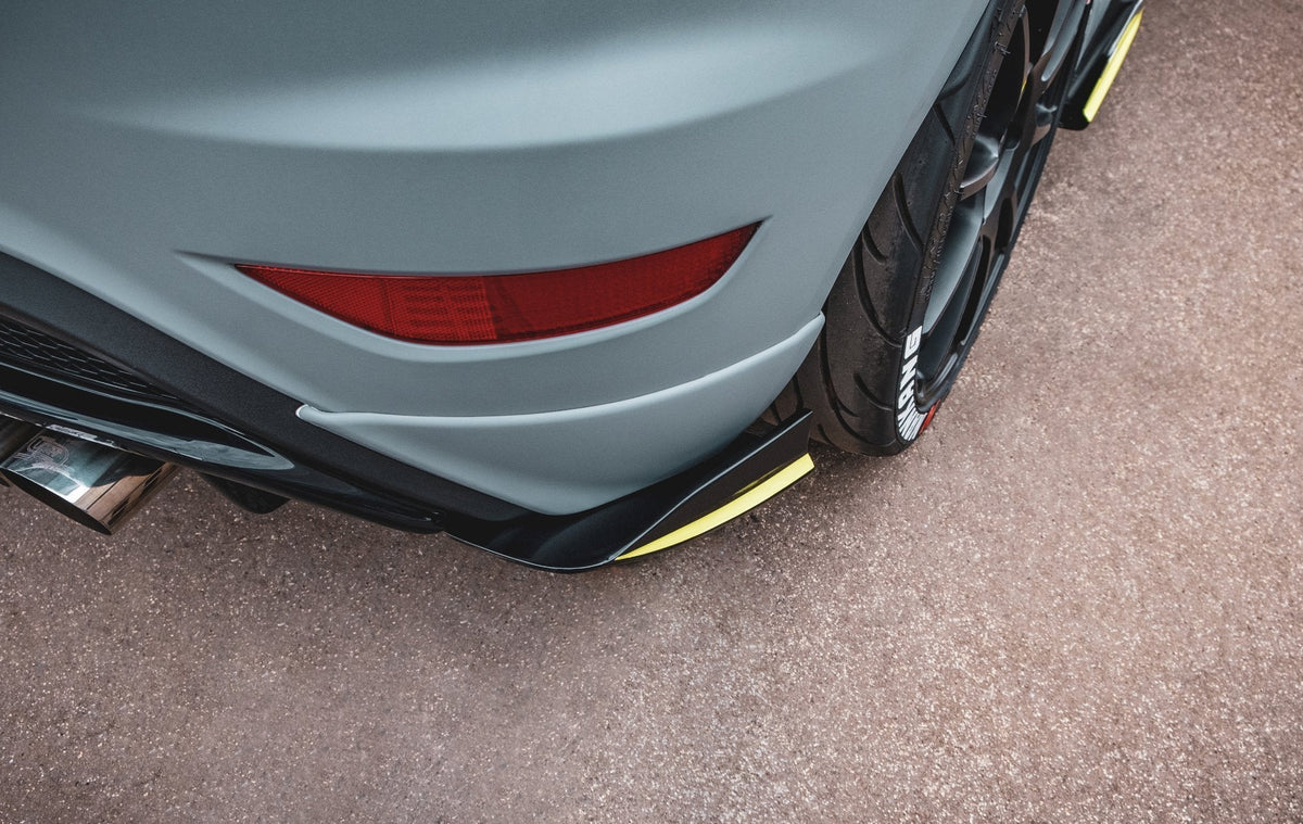 Splitters laterales traseros para Ford Fiesta Mk7 ST Facelift
