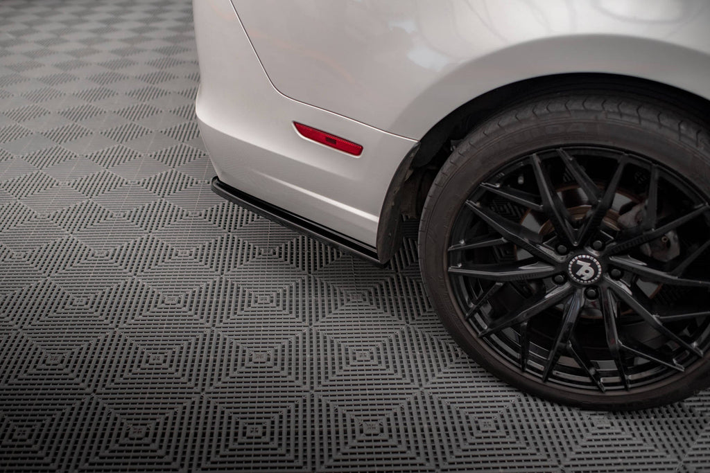 Splitters laterales traseros para Ford Mustang Mk5 Facelift