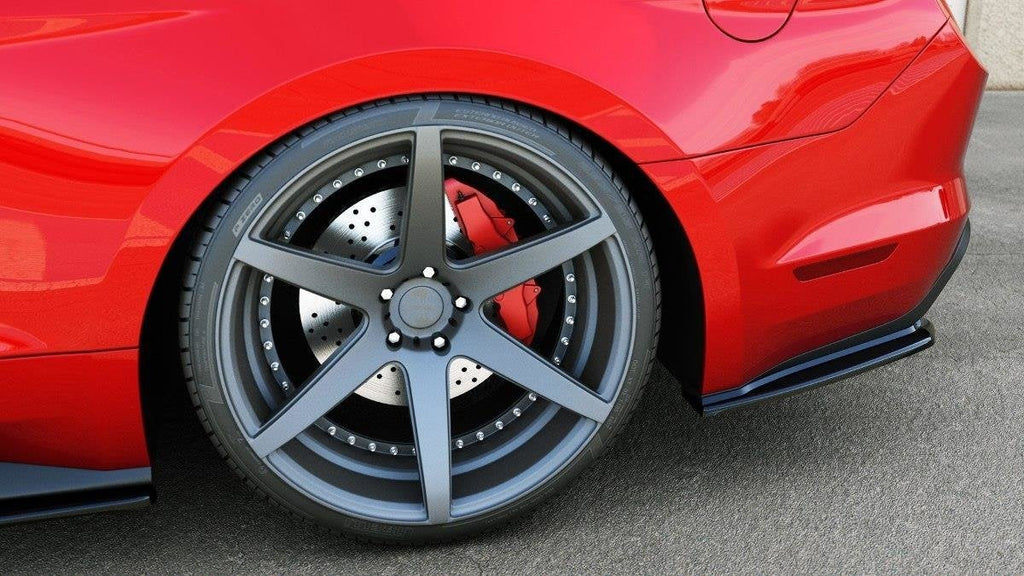 Splitters laterales traseros para Ford Mustang Mk6