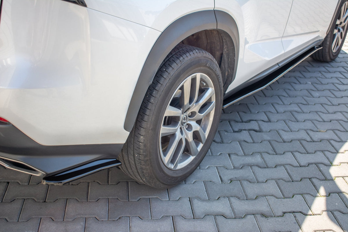 Splitters laterales traseros para Lexus NX Facelift