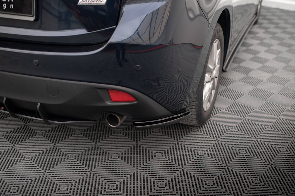 Splitters laterales traseros para Mazda 3 Mk3