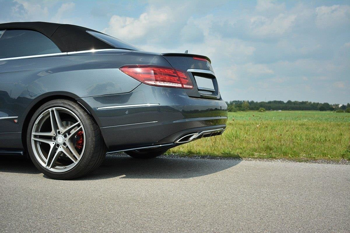 Splitters laterales traseros para Mercedes - Benz E Coupe / Cabrio C207 Facelift / A207 Facelit