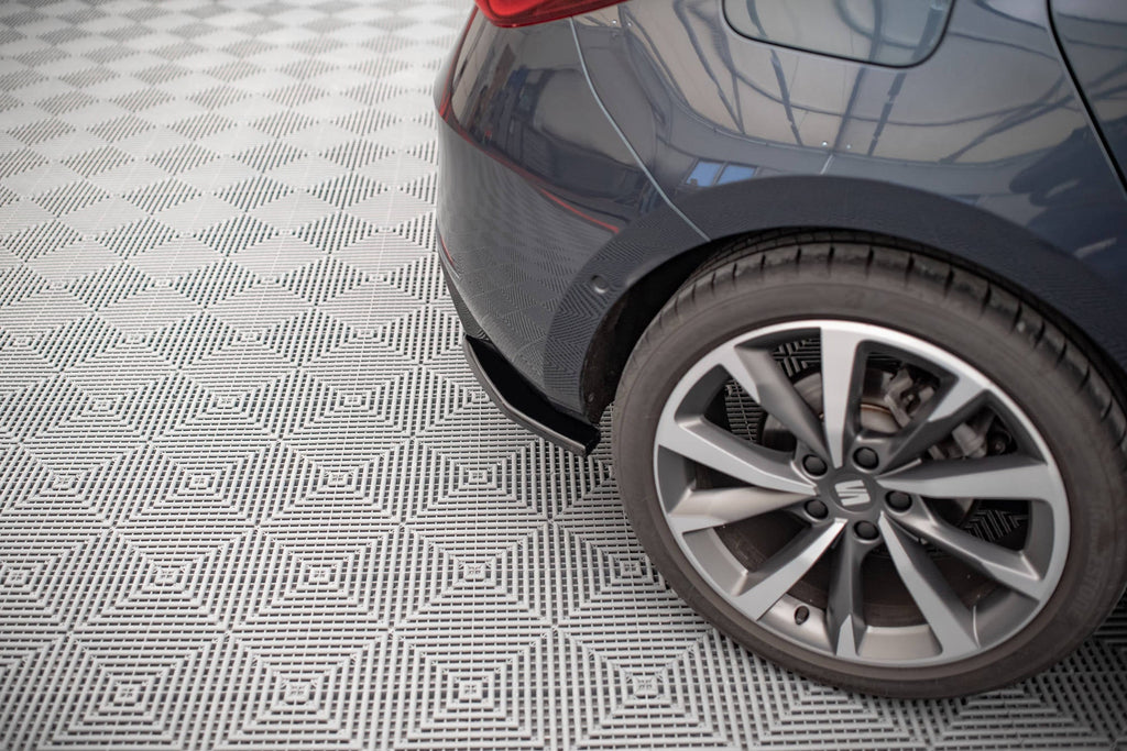 Splitters laterales traseros para Seat Leon FR Hatchback Mk4