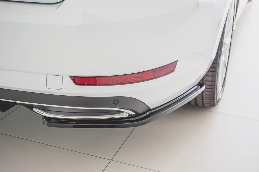 Splitters laterales traseros para Skoda Superb Liftback / Combi Mk3 Facelift