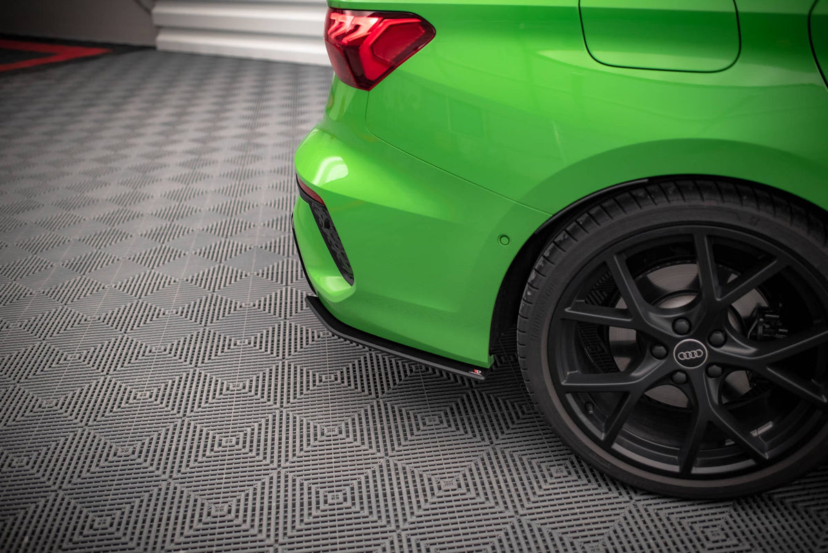 Splitters laterales traseros Street Pro para Audi RS3 Sedan 8Y