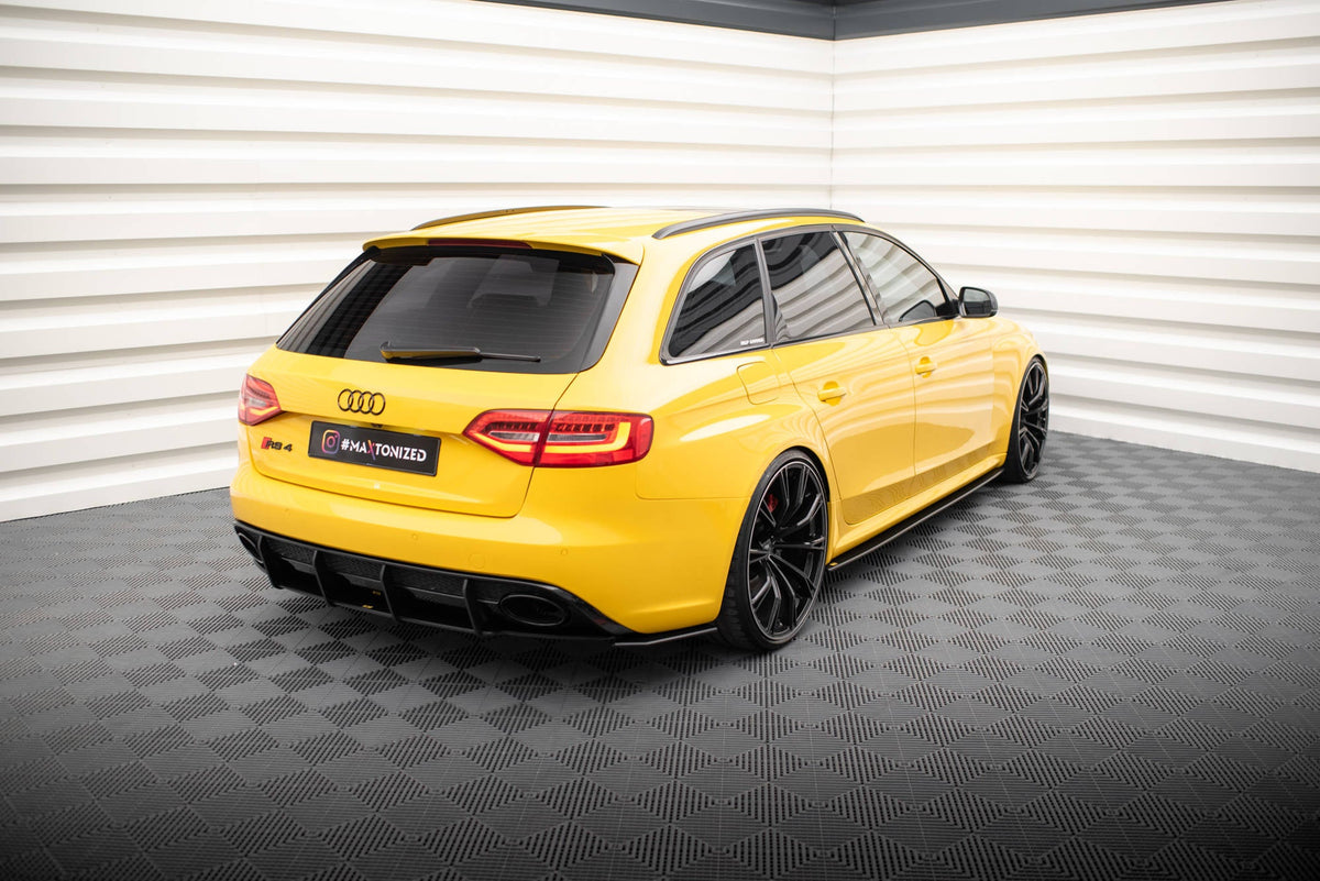 Splitters laterales traseros Street Pro para Audi RS4 B8