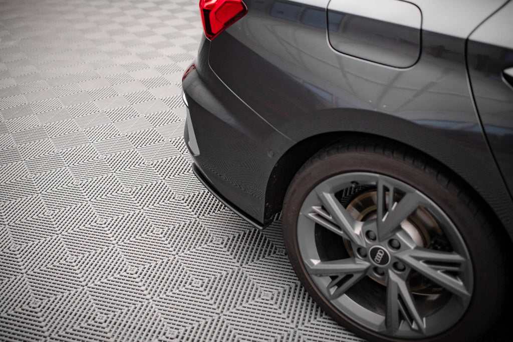 Splitters laterales traseros Street Pro para Audi S3 Sedan 8Y
