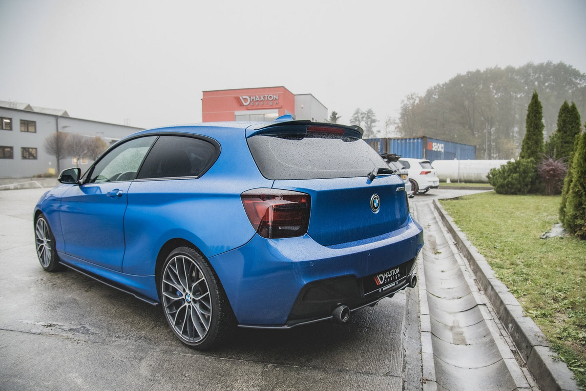 Splitters laterales traseros Street Pro para BMW M135i F20