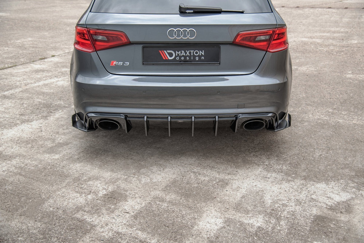 Splitters laterales traseros Street Pro + flaps para Audi RS3 8V Sportback