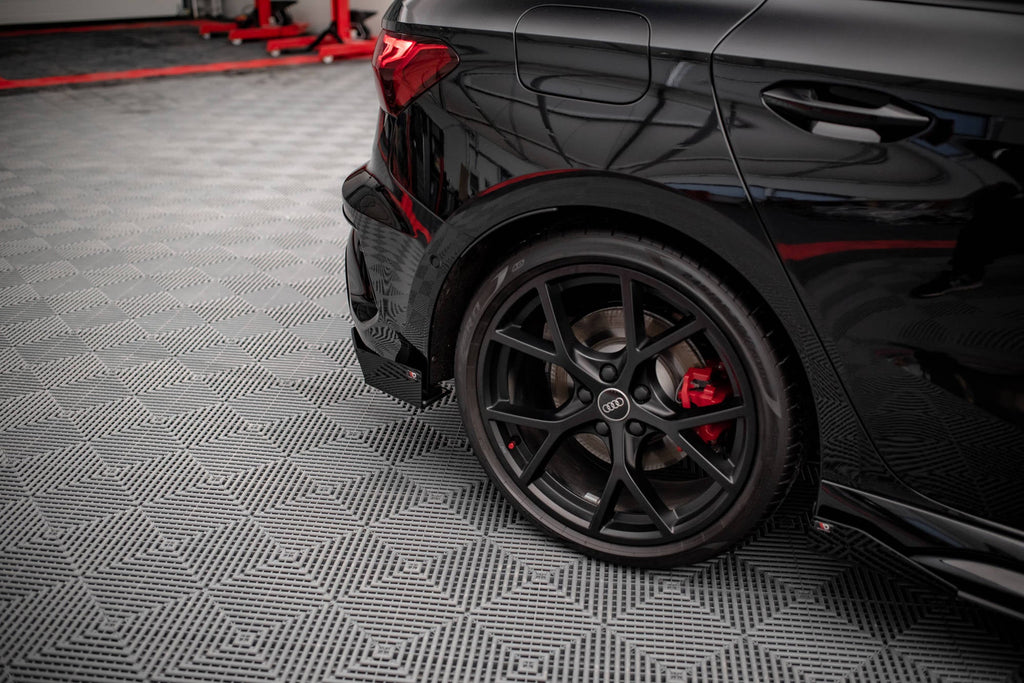 Splitters laterales traseros Street Pro + flaps para Audi RS3 Sportback 8Y