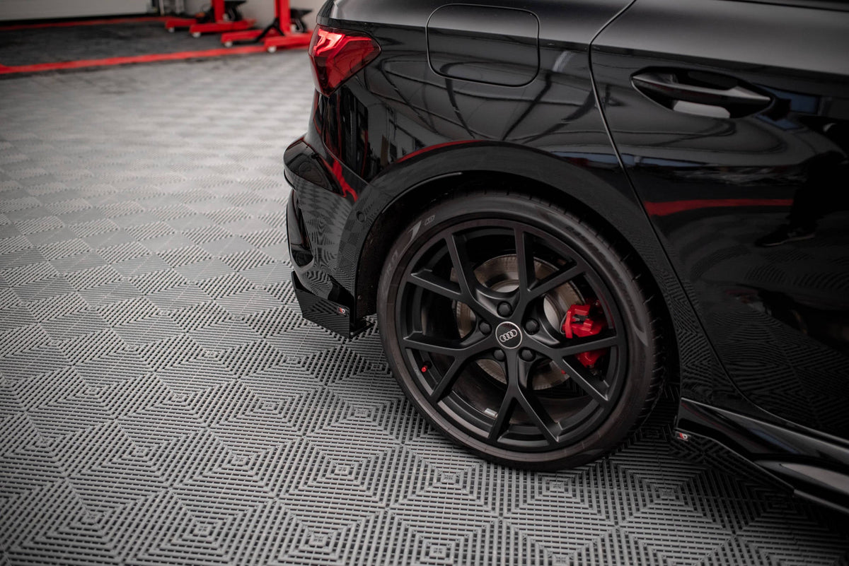 Splitters laterales traseros Street Pro + flaps para Audi RS3 Sportback 8Y
