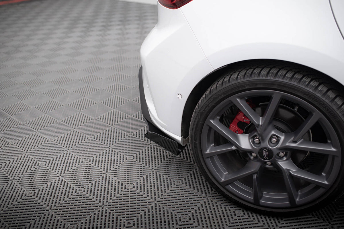 Splitters laterales traseros Street Pro + flaps para Ford Focus ST Mk4
