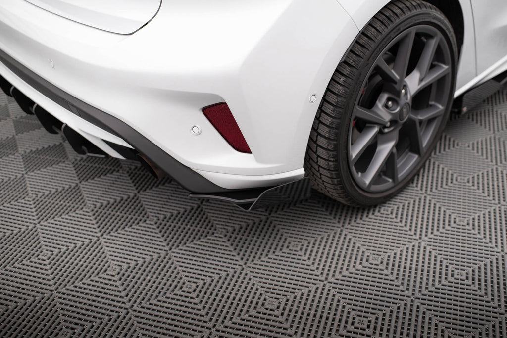 Splitters laterales traseros Street Pro + flaps para Ford Focus ST Mk4