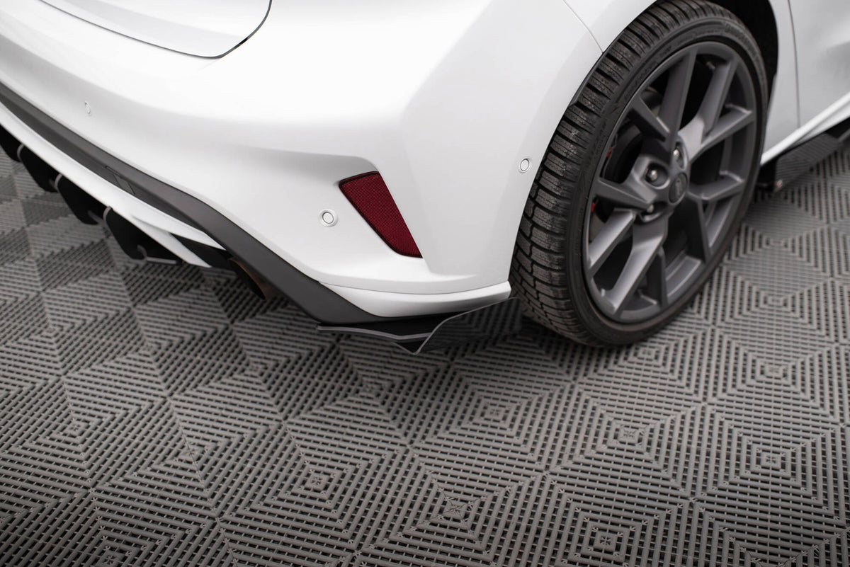 Splitters laterales traseros Street Pro + flaps para Ford Focus ST Mk4