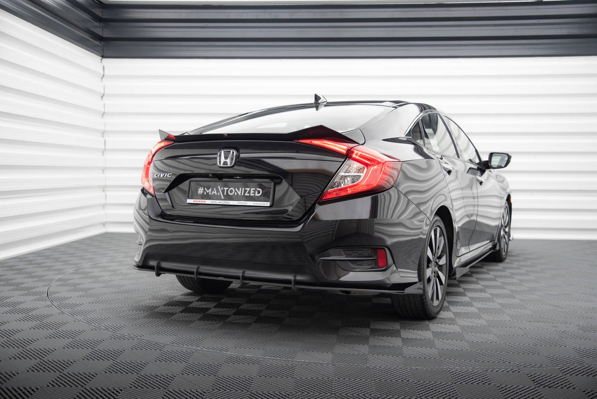 Splitters laterales traseros Street Pro + flaps para Honda Civic Mk10