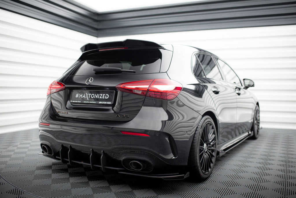 Splitters laterales traseros Street Pro + flaps para Mercedes-AMG A35 Hatchback W177