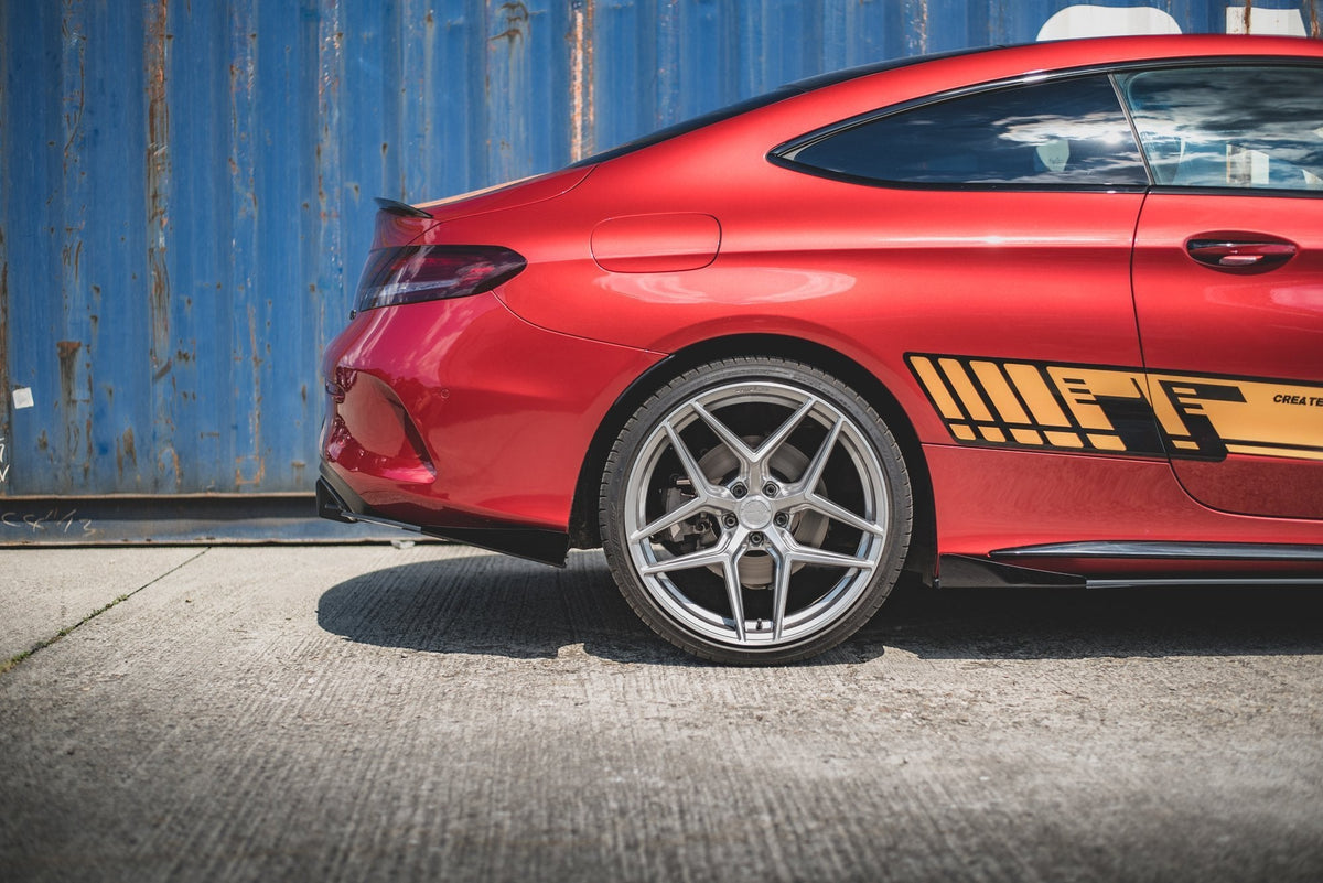 Splitters laterales traseros Street Pro + flaps para Mercedes-AMG C43 / AMG-Line Coupe C205