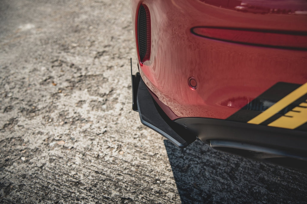 Splitters laterales traseros Street Pro + flaps para Mercedes-AMG C43 / AMG-Line Coupe C205