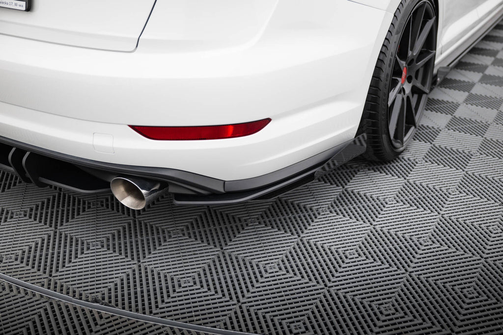 Splitters laterales traseros Street Pro + flaps para Volkswagen Jetta GLI Mk7