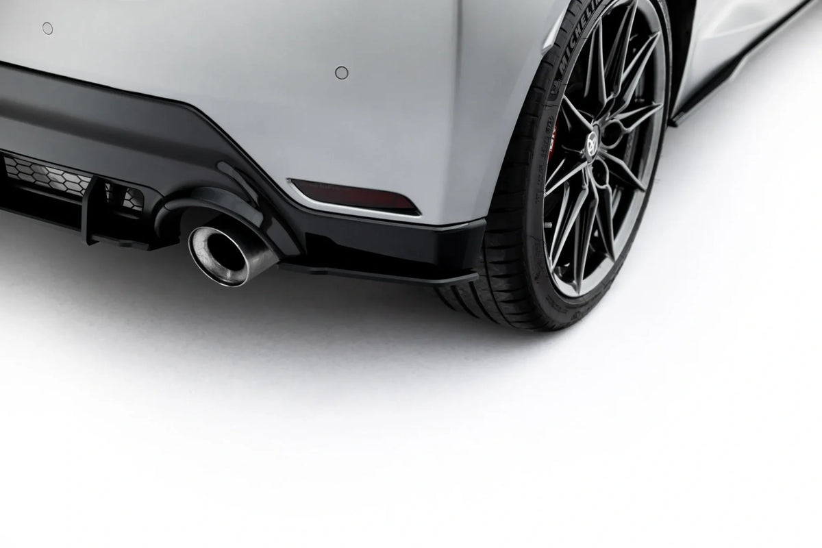 Splitters laterales traseros Street Pro para Toyota GR Yaris Mk4 Facelift