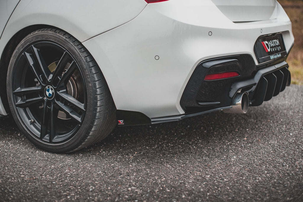 Splitters laterales traseros Street Pro V.3 + flaps para BMW 1 F20 M140i