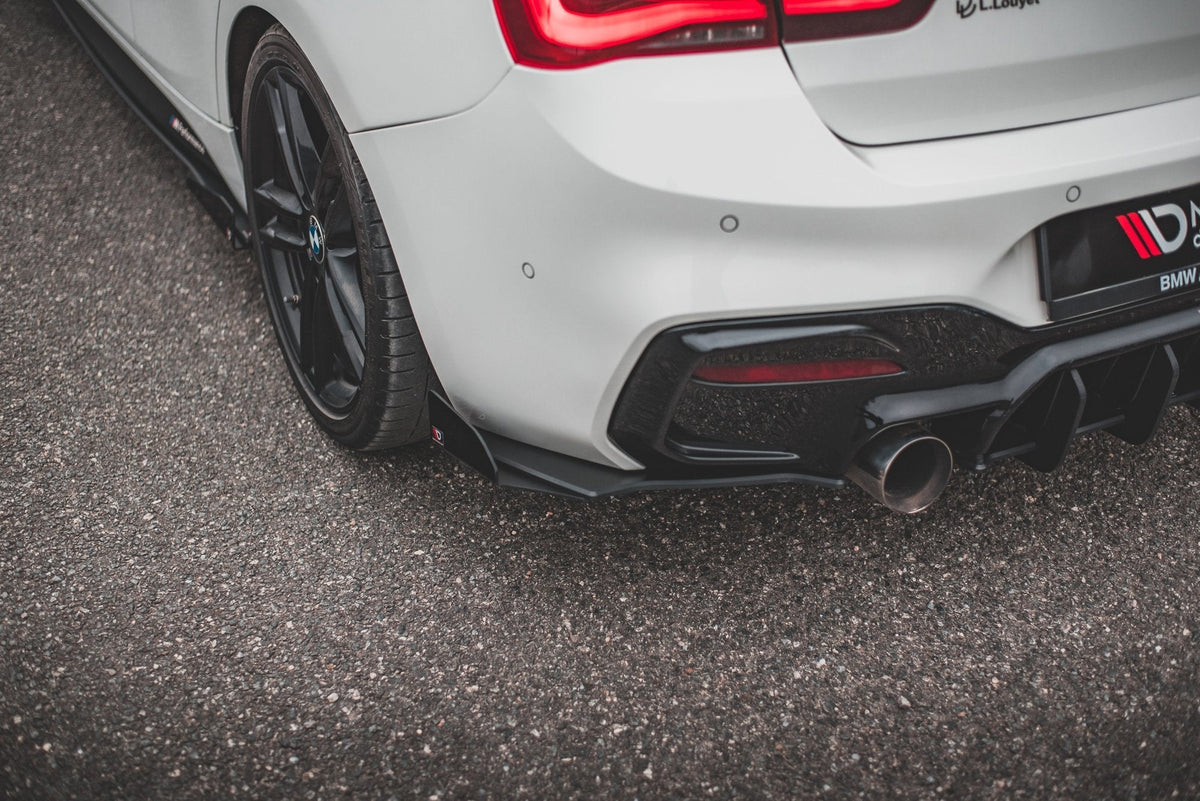 Splitters laterales traseros Street Pro V.3 + flaps para BMW 1 F20 M140i