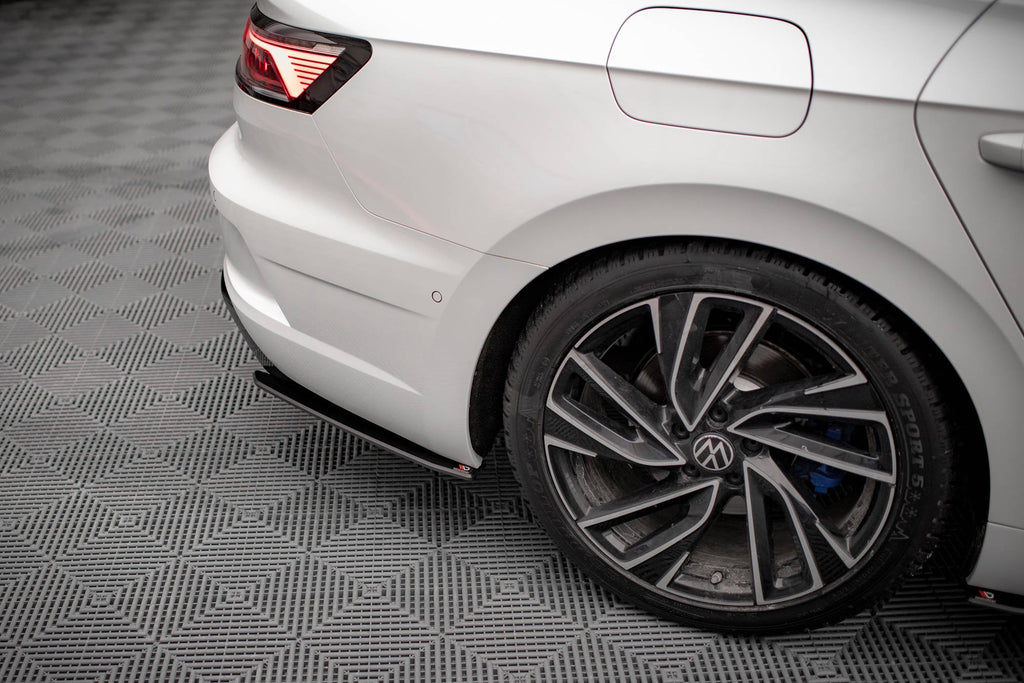 Splitters laterales traseros Street Pro para Volkswagen Arteon R Sedan / Shooting Brake Mk1 Faceift