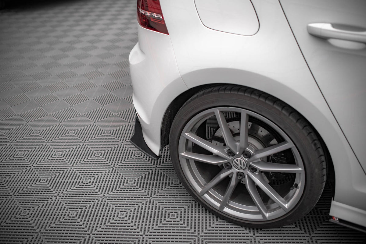 Splitters laterales traseros Street Pro para Volkswagen Golf R Mk7