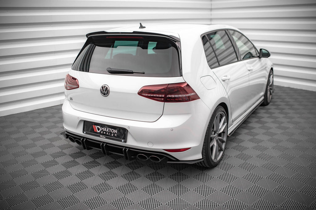 Splitters laterales traseros Street Pro para Volkswagen Golf R Mk7
