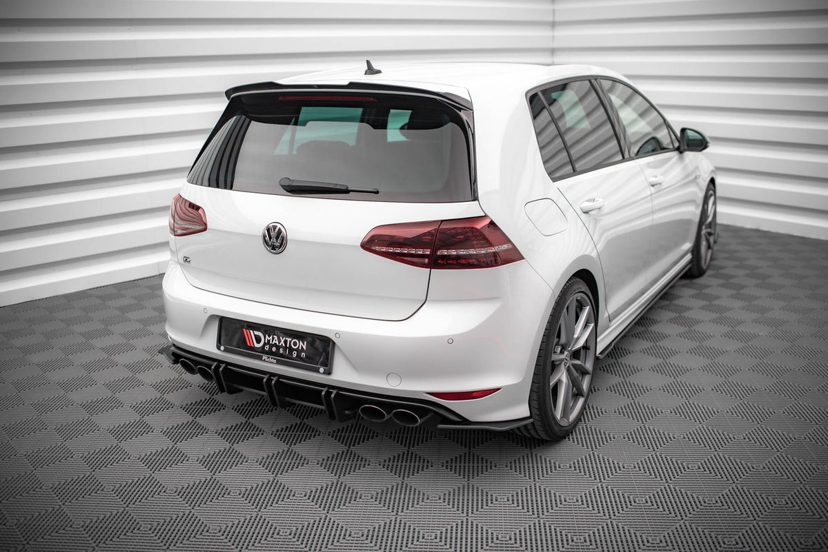 Splitters laterales traseros Street Pro para Volkswagen Golf R Mk7