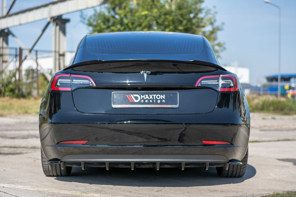 Splitters laterales traseros para Tesla Model 3