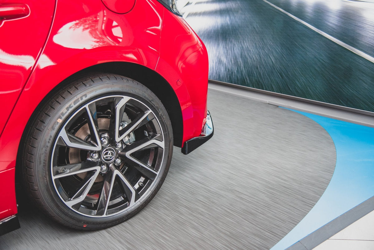 Splitters laterales traseros para Toyota Corolla Mk12 Hatchback