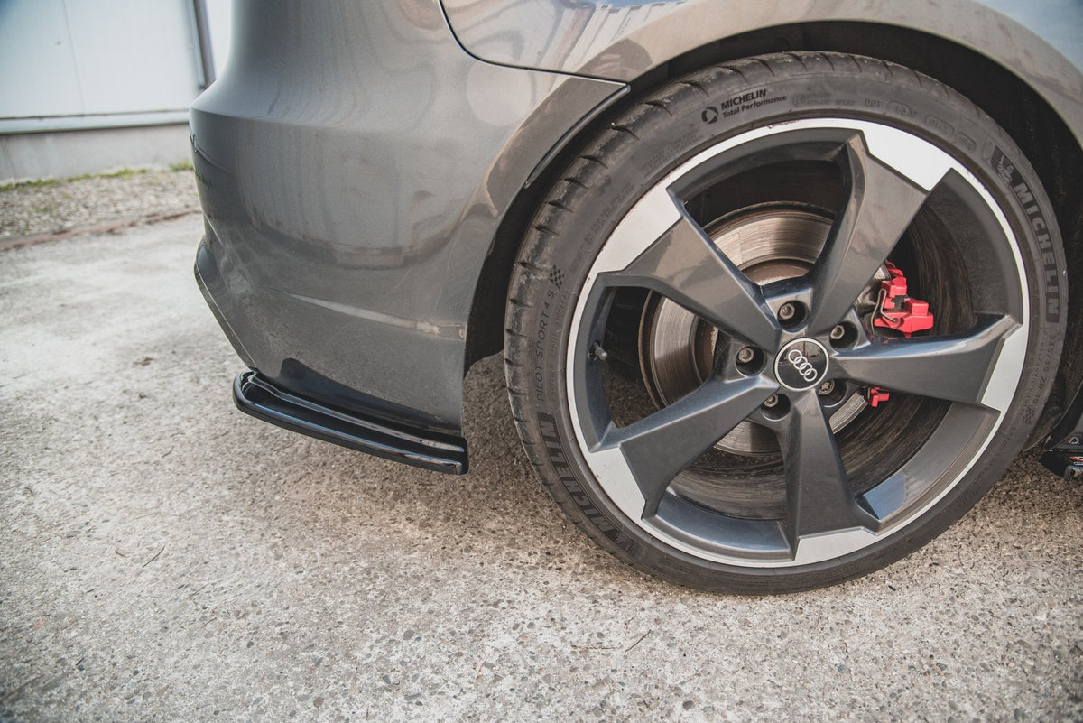 Splitters laterales traseros V.1 para Audi RS3 8V Sportback