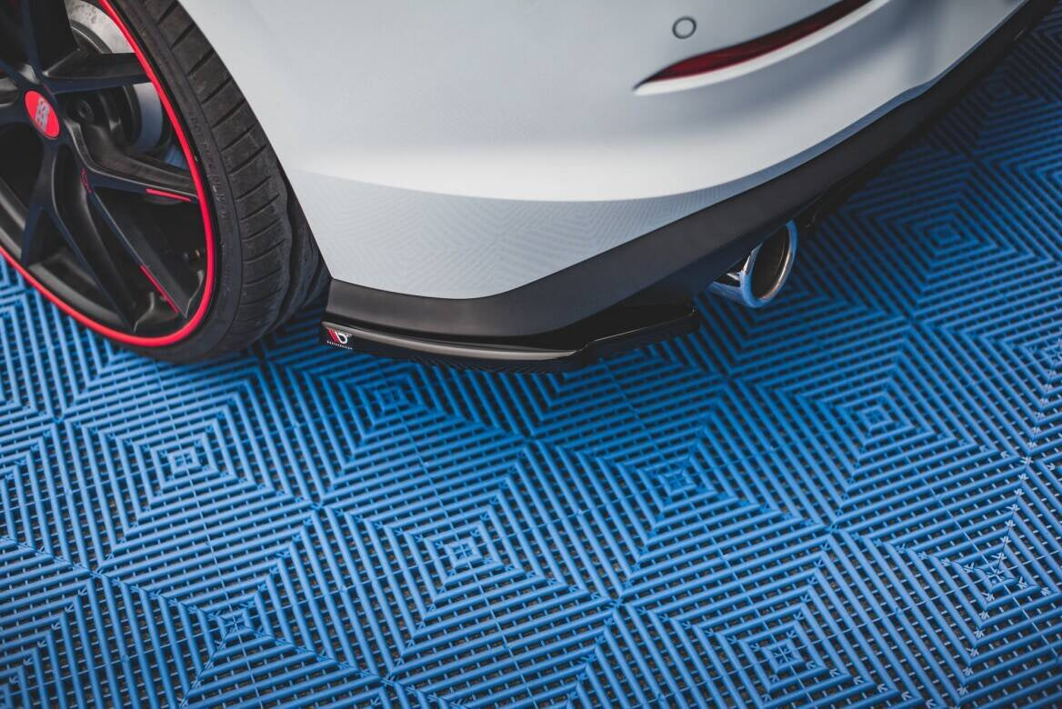 Splitters laterales traseros V.1 para Volkswagen Golf GTI / GTE Mk8