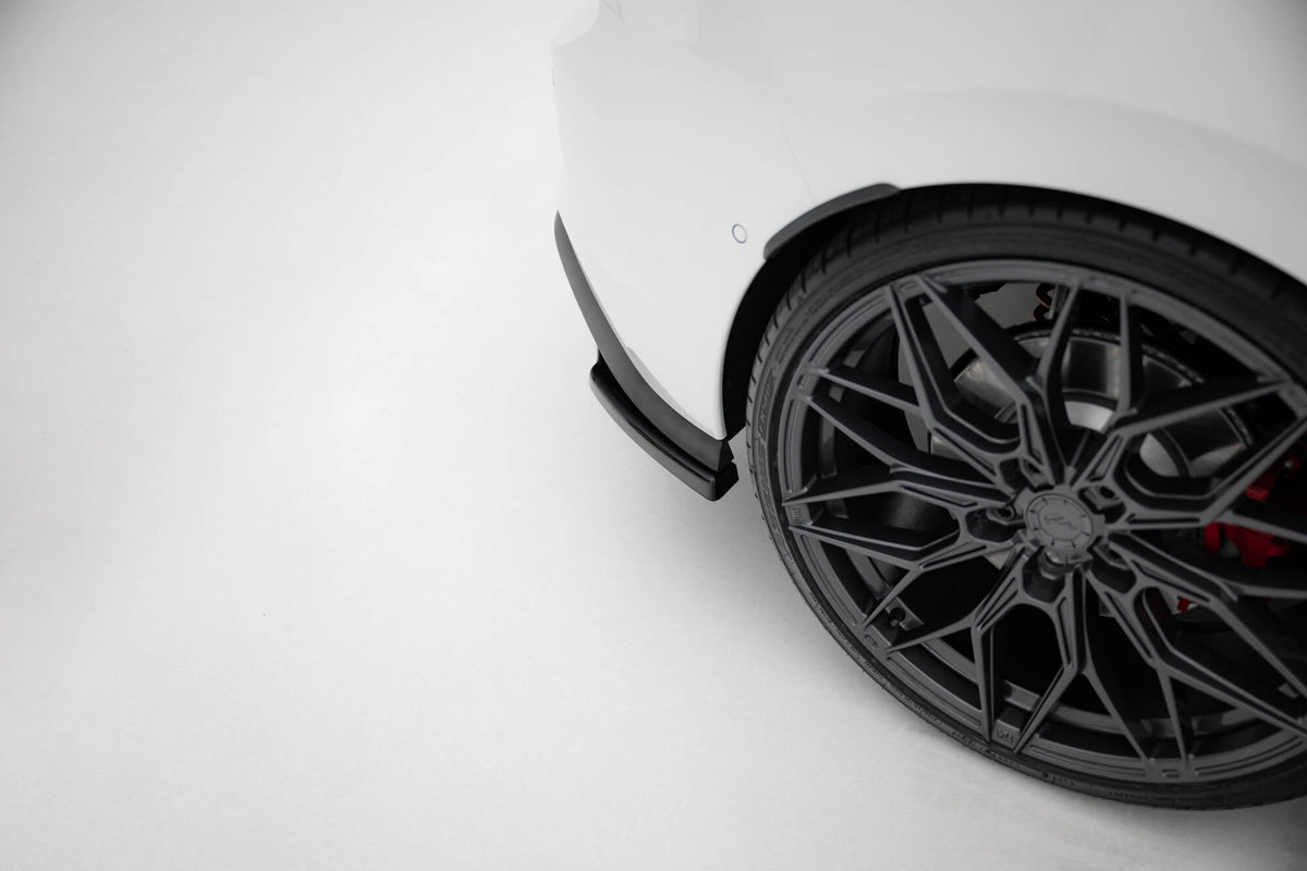 Splitters laterales traseros V.1 para Volkswagen Golf GTI / GTE Mk8