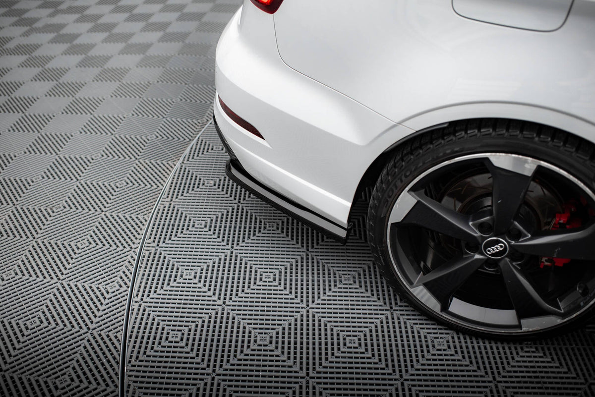 Splitters laterales traseros V.2 para Audi RS3 Sedan 8V Facelift