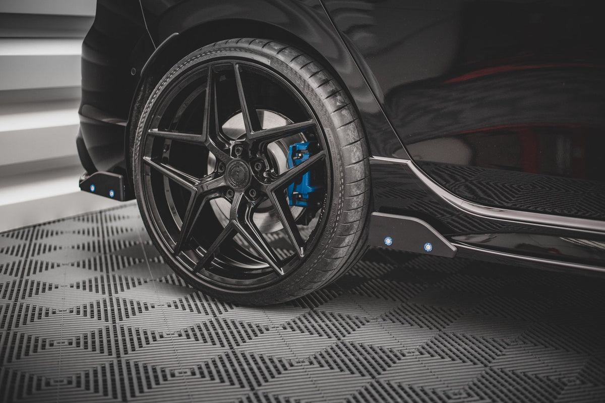 Splitters laterales traseros V.2 + flaps para Volkswagen Golf R Hatchback Mk8 fits only with: VW-GO-8-R-RS1G