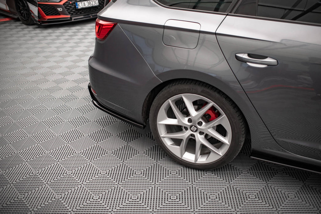 Splitters laterales traseros V.2 para Seat Leon FR Sportstourer Mk3