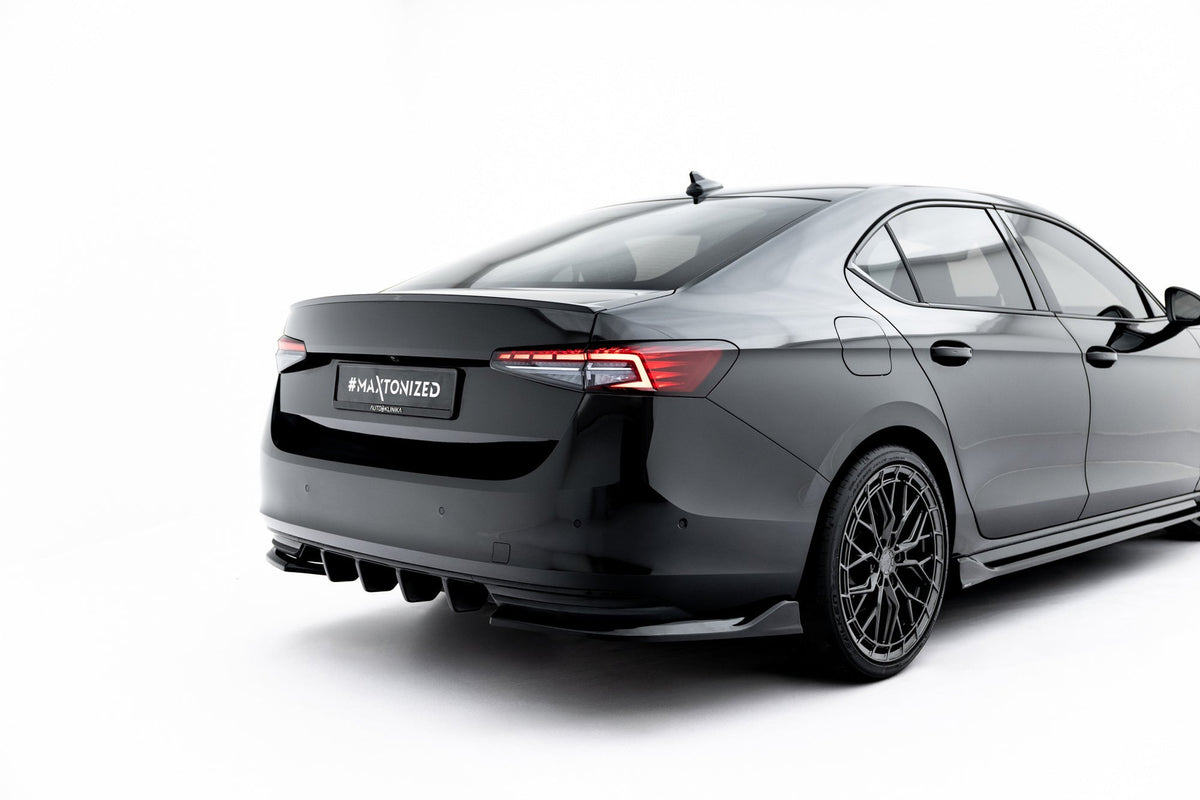Splitters laterales traseros V.2 para Skoda Superb Sportline Mk4