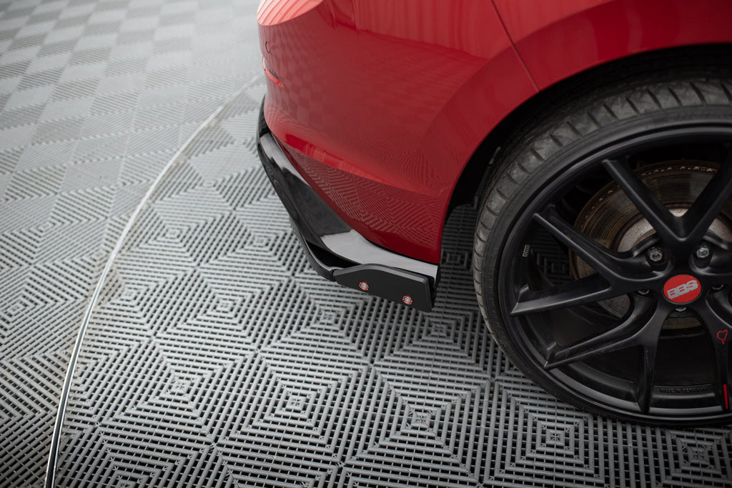 Splitters laterales traseros V.4 + flaps para Volkswagen Golf GTI / GTE Mk8 Fits only with : VW-GO-8-GTI-RS2
