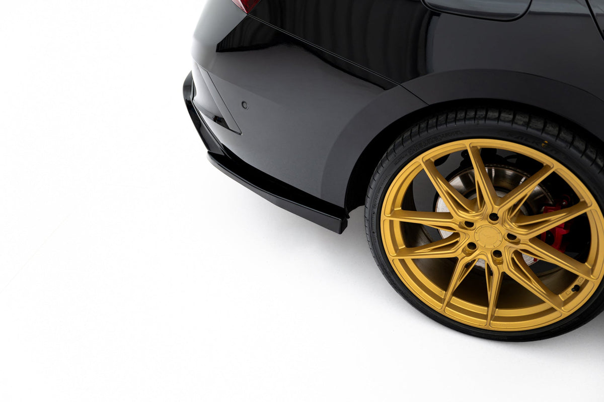 Splitters laterales traseros V.4 para Skoda Octavia RS Liftback / Combi Mk4 Facelift
