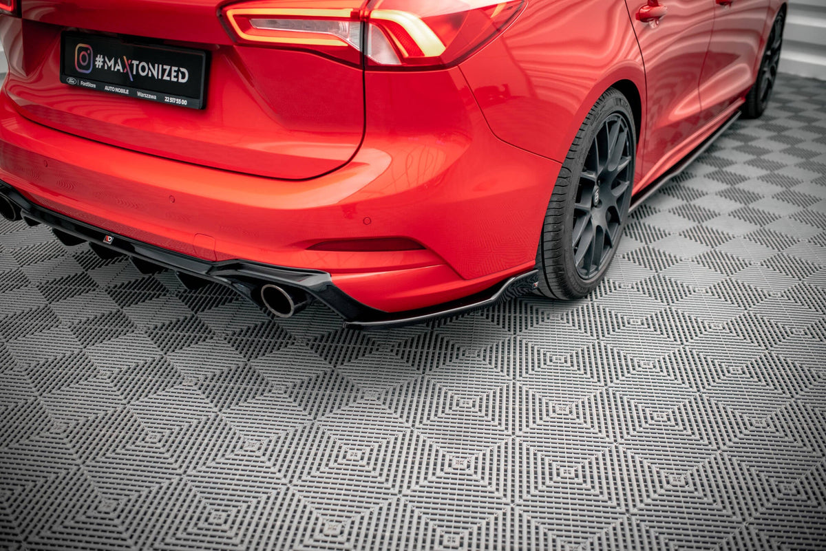 Splitters laterales traseros V.8 para Ford Focus Estate ST Mk4
